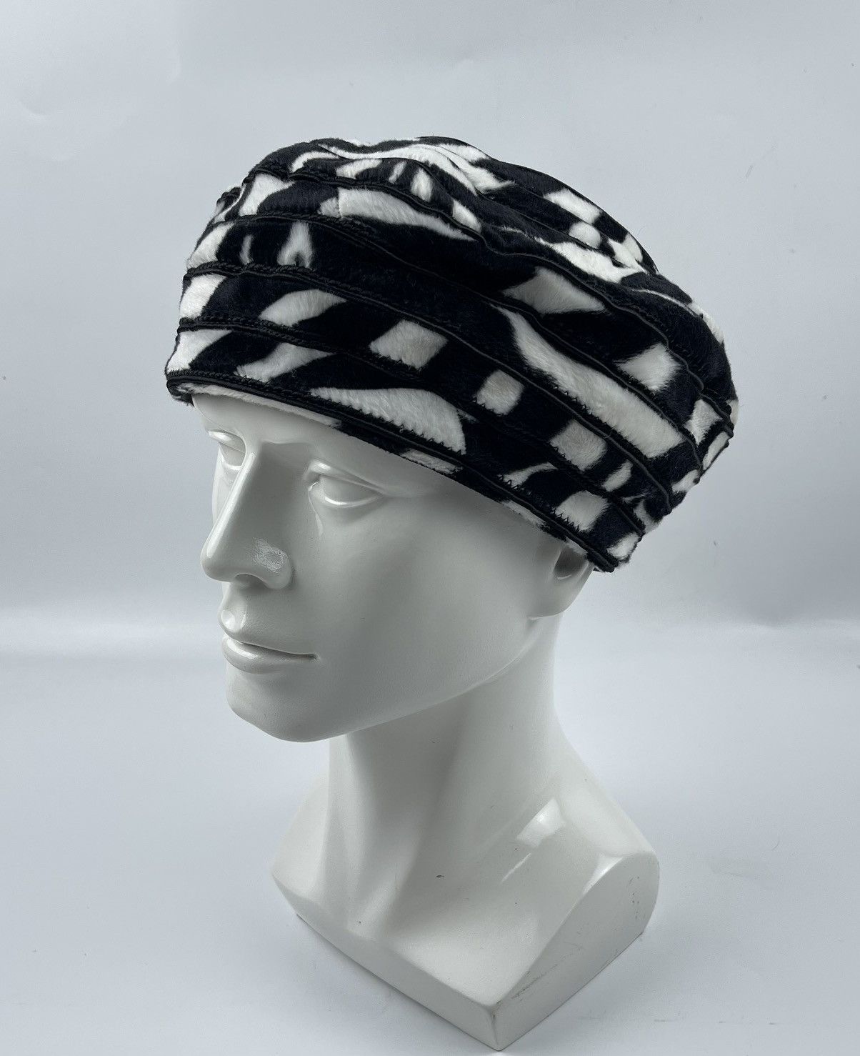 image of Rare Design Jacques Le Corre Hat Tc19, Men's