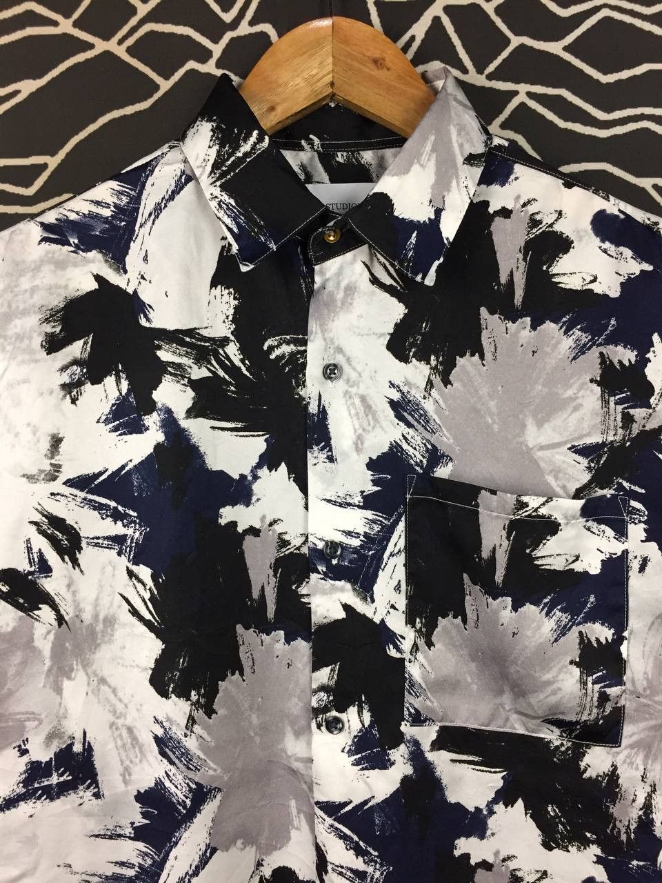 STUDIOUS STUDIOUS Japan Abstract Brushstroke Print Button Up Shirt Size US S / EU 44-46 / 1 - 3 Thumbnail