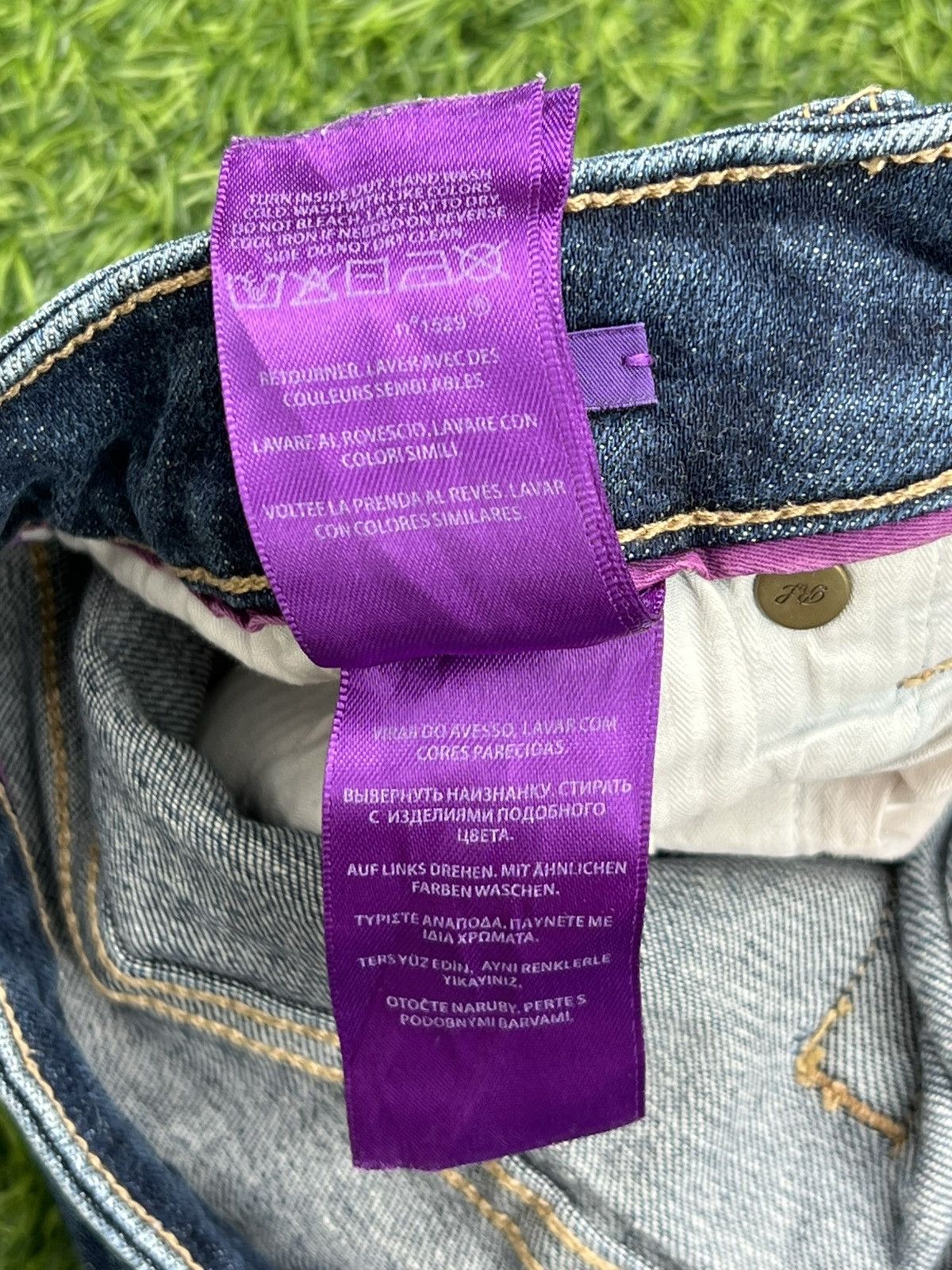 Polo Ralph Lauren Ralph Lauren Purple Label "Straight Fit" Hand-Brushed Denim Size US 32 / EU 48 - 19 Thumbnail