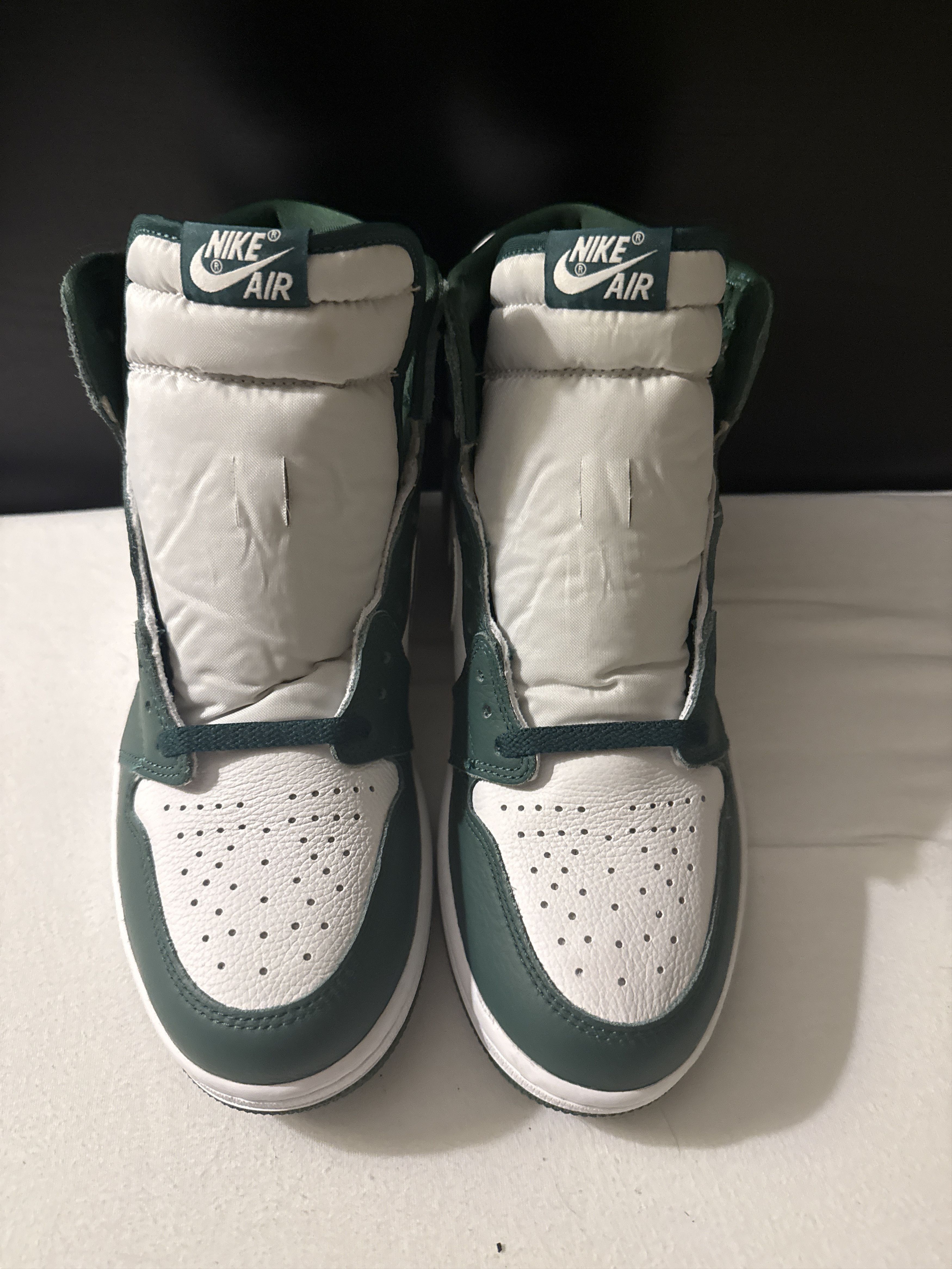 Nike jordan 1 high george green Size US 10 / EU 43 - 3 Thumbnail