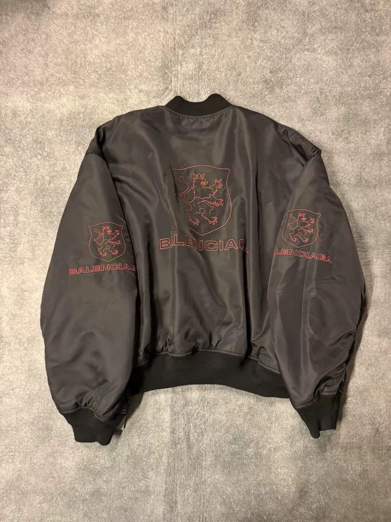 Balenciaga Balenciaga Lion head embroidered flight suit coat Size US S / EU 44-46 / 1 - 2 Thumbnail