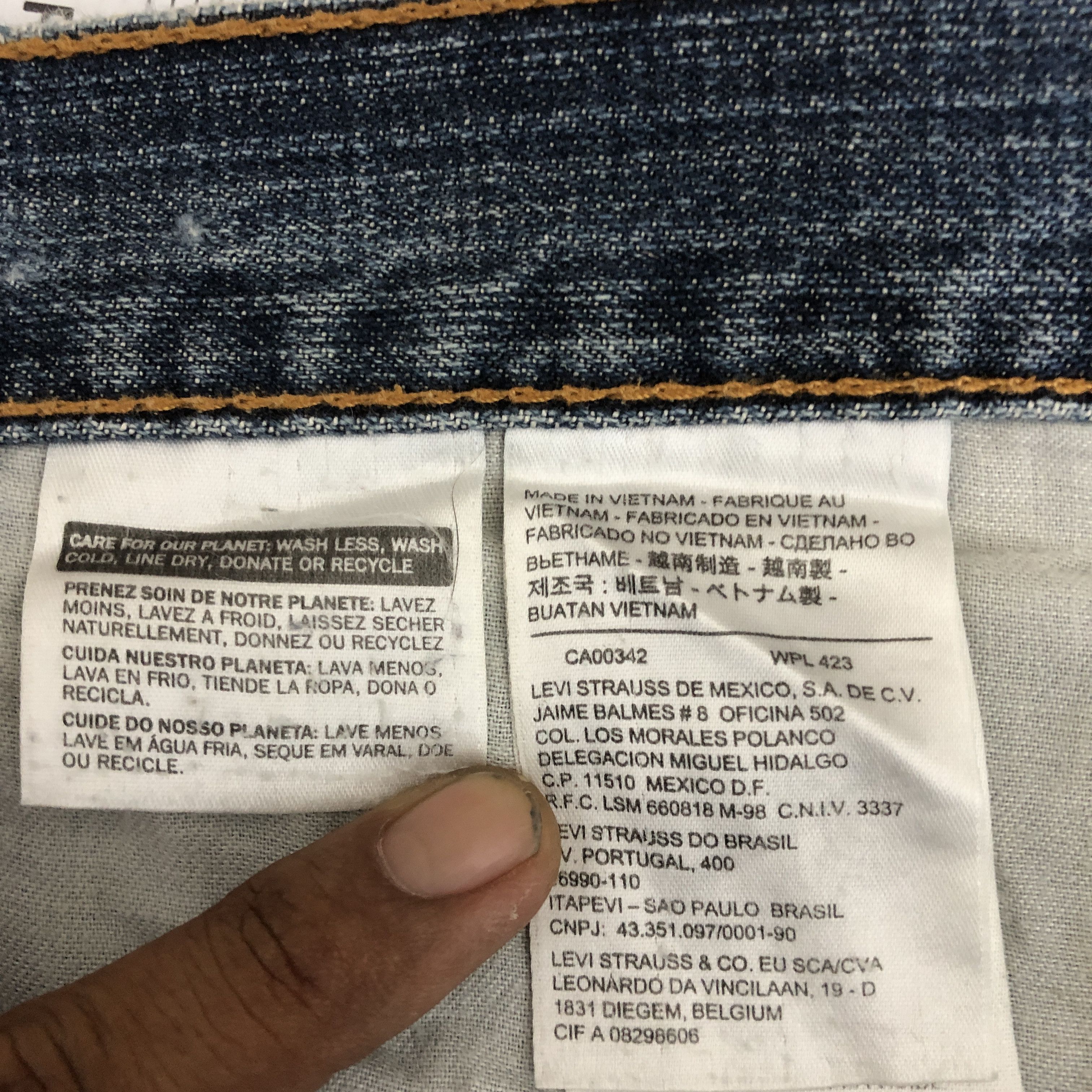 Levi's Vintage Y2K Levis 505 Faded Jeans Levi's Light Wash Denim Size US 38 / EU 54 - 10 Thumbnail