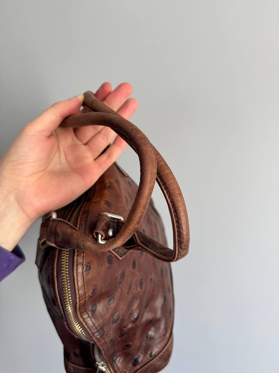 Vintage Vintage Leather Handbag Ostrich Embossed Brown Shoulder Bag Size ONE SIZE - 9 Thumbnail