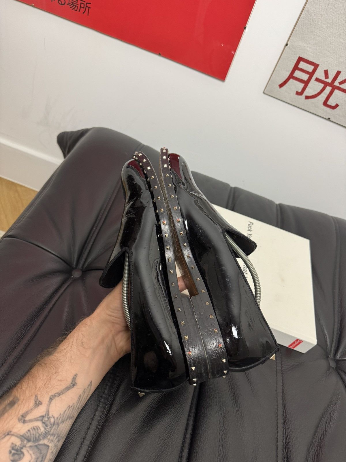 Valentino Valentino Rock Stud Leather Shinny Black Designer Loafers Size US 9.5 / EU 42-43 - 6 Thumbnail