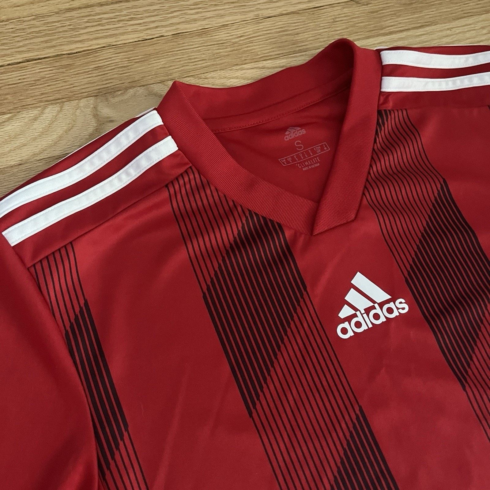 Adidas Adidas Shirt Mens Small Red Striped Climalite V-Neck Soccer Size US S / EU 44-46 / 1 - 4 Thumbnail