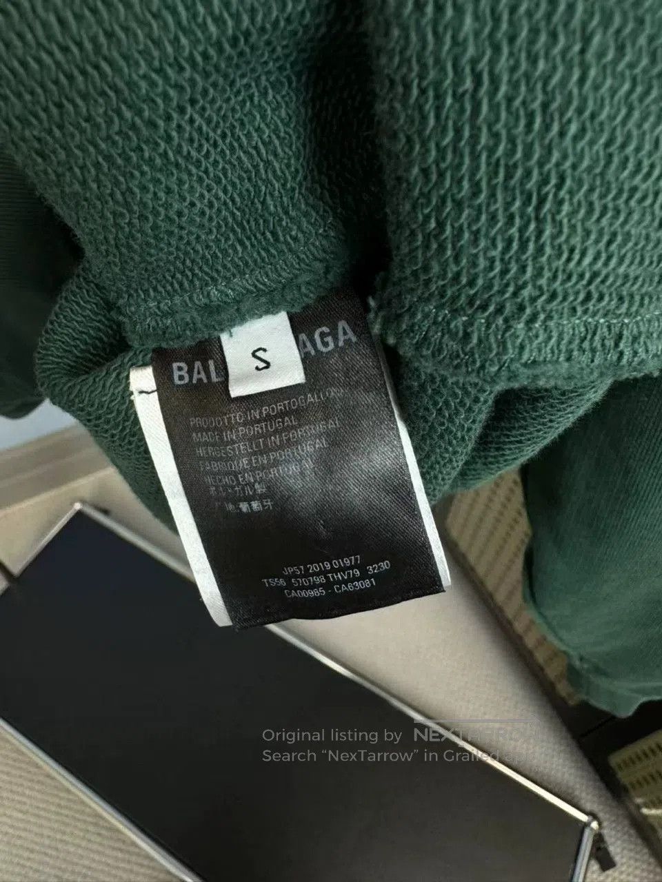 Balenciaga Balenciaga Green Back Logo Hoodie. Size US S / EU 44-46 / 1 - 3 Thumbnail