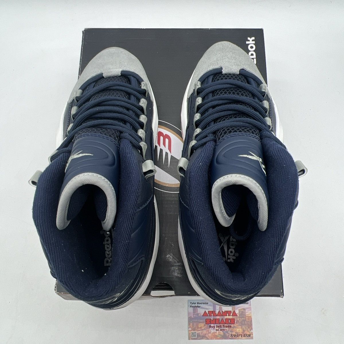 Reebok Question mid big kid Georgetown Size US 7 / EU 40 - 7 Thumbnail