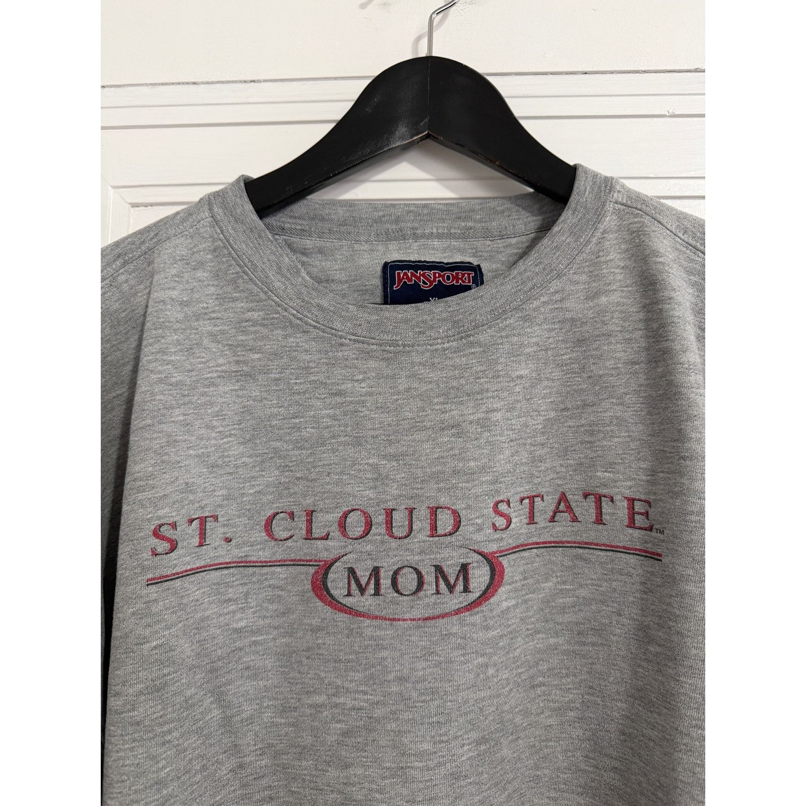 Jansport St. Cloud State University Huskies Mom Crewneck Size XL Size US XL / EU 56 / 4 - 2 Thumbnail