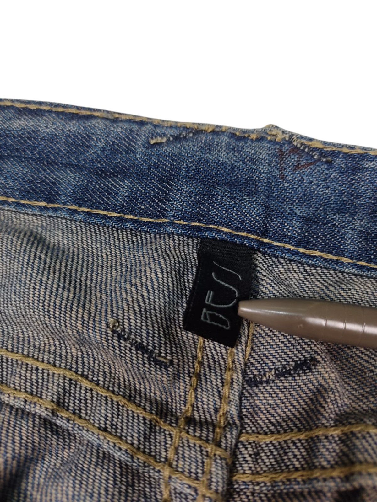 Designer × Japanese Brand Vintage 90s Stovepipe Studded Distressed Whiiskered Jeans Size 32" / US 10 / IT 46 - 8 Thumbnail