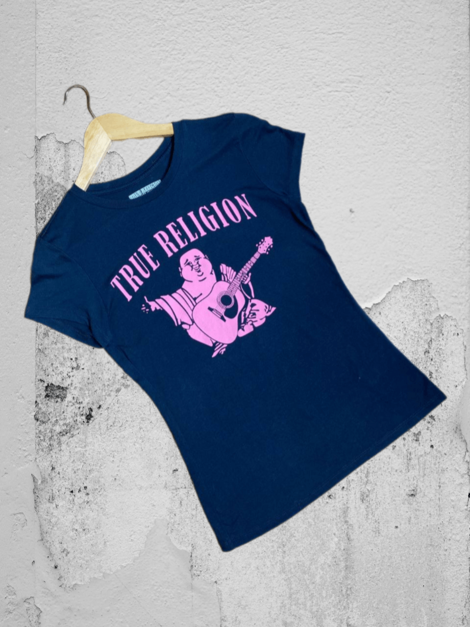 True Religion × Vintage Vintage 90s True Religion Sun Faded T-shirt Size US S / EU 44-46 / 1 - 1 Thumbnail