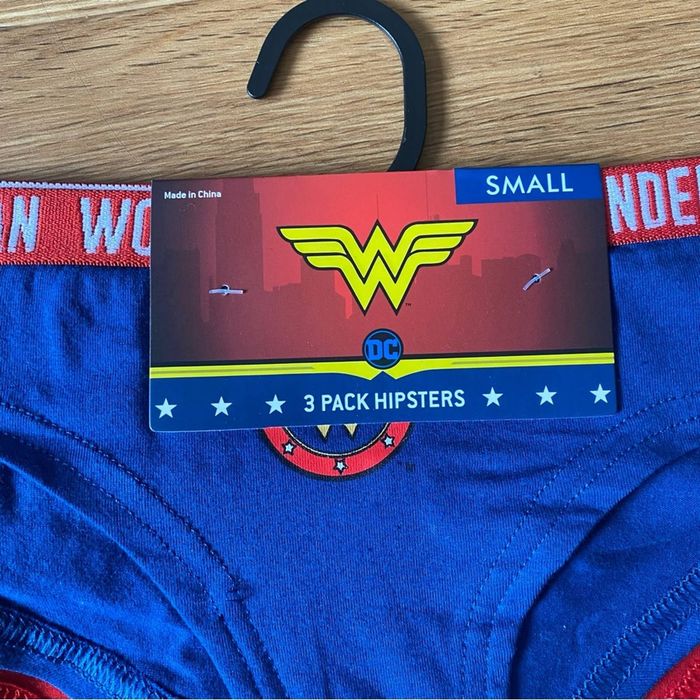 Dc Comics NWT DC Comics Wonder Woman 3 Pack Hipster Underwear