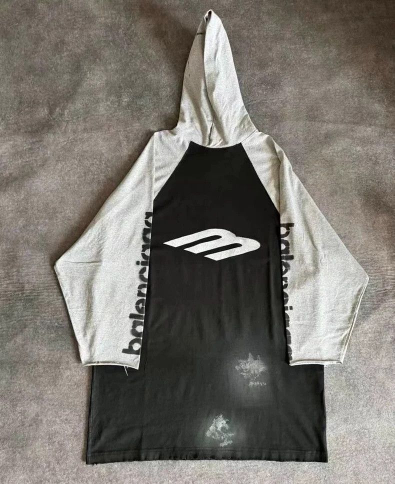 Balenciaga Balenciaga 3B Letter Stained Aged Patchwork Hooded Short S Size US S / EU 44-46 / 1 - 1 Thumbnail