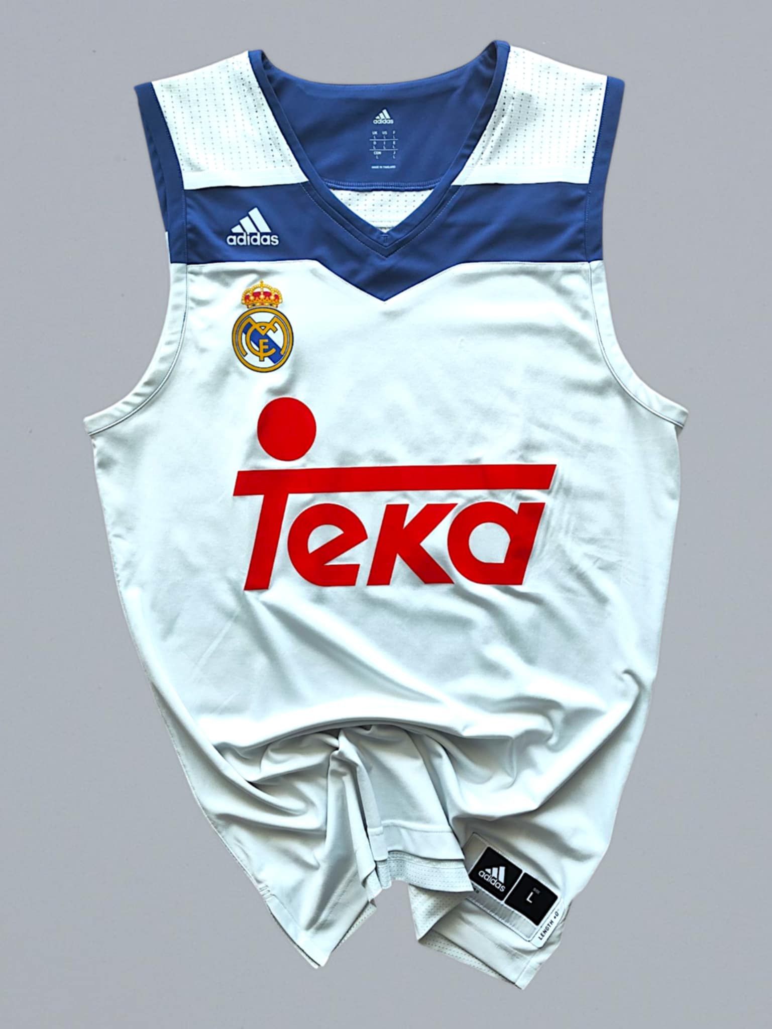 Vintage 2016–17 Real Madrid Basketball Jersey – Men's Large