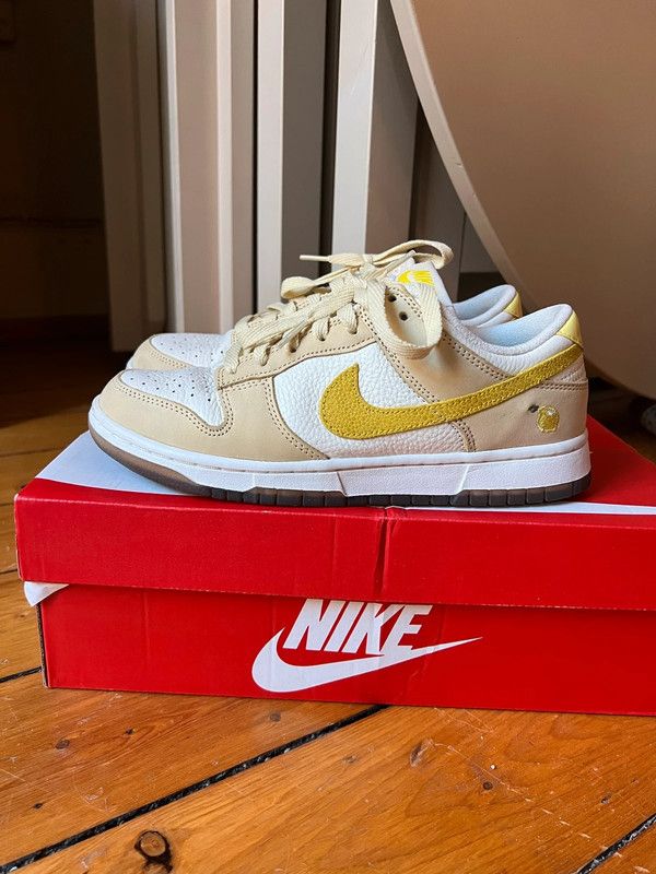 Nike Nike Dunk Low Lemon Drop Size US 7.5 / IT 37.5 - 2 Thumbnail