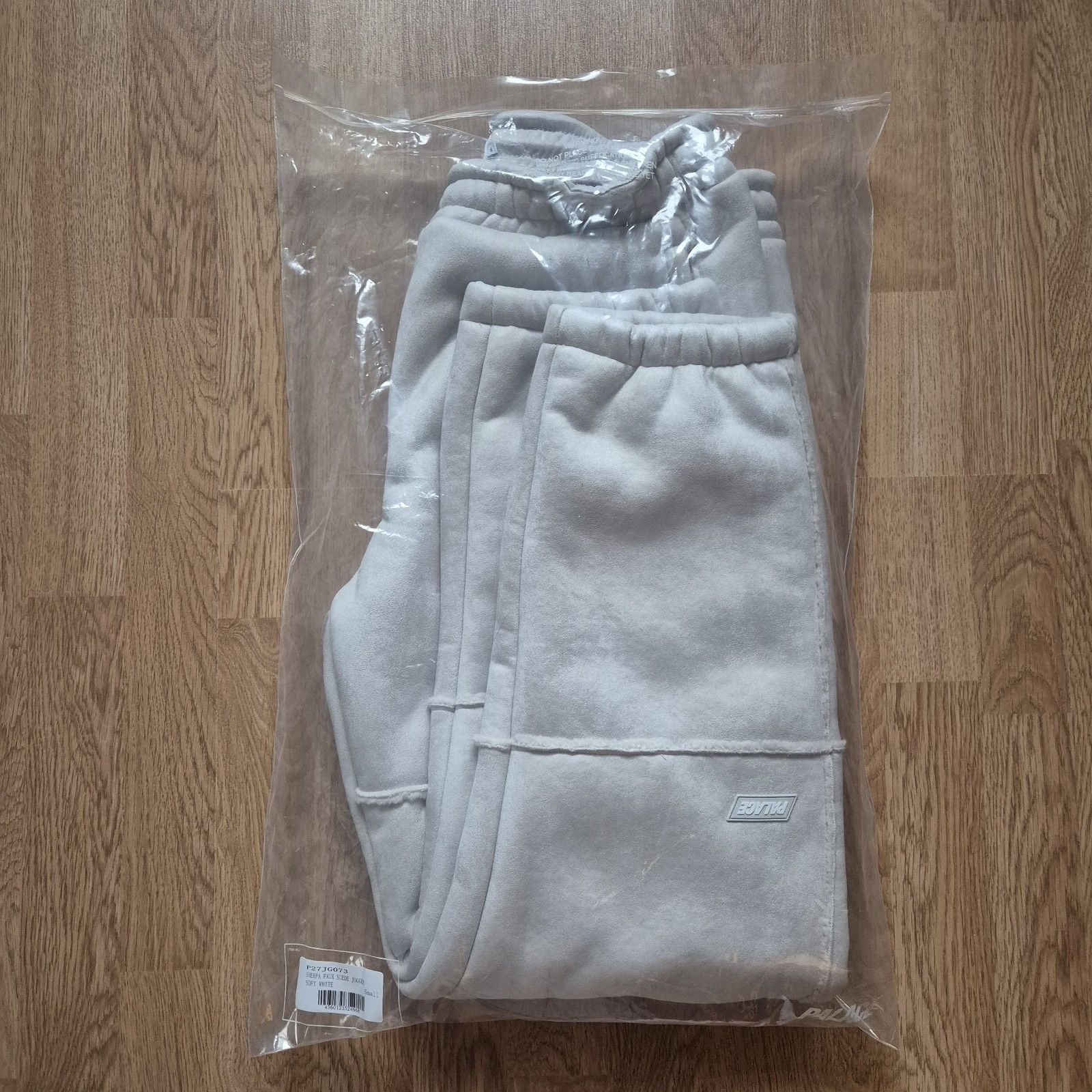 Palace Palace Sherpa Faux Suede Jogger Soft White Small NewFW24 Size US 30 / EU 46 - 7 Thumbnail