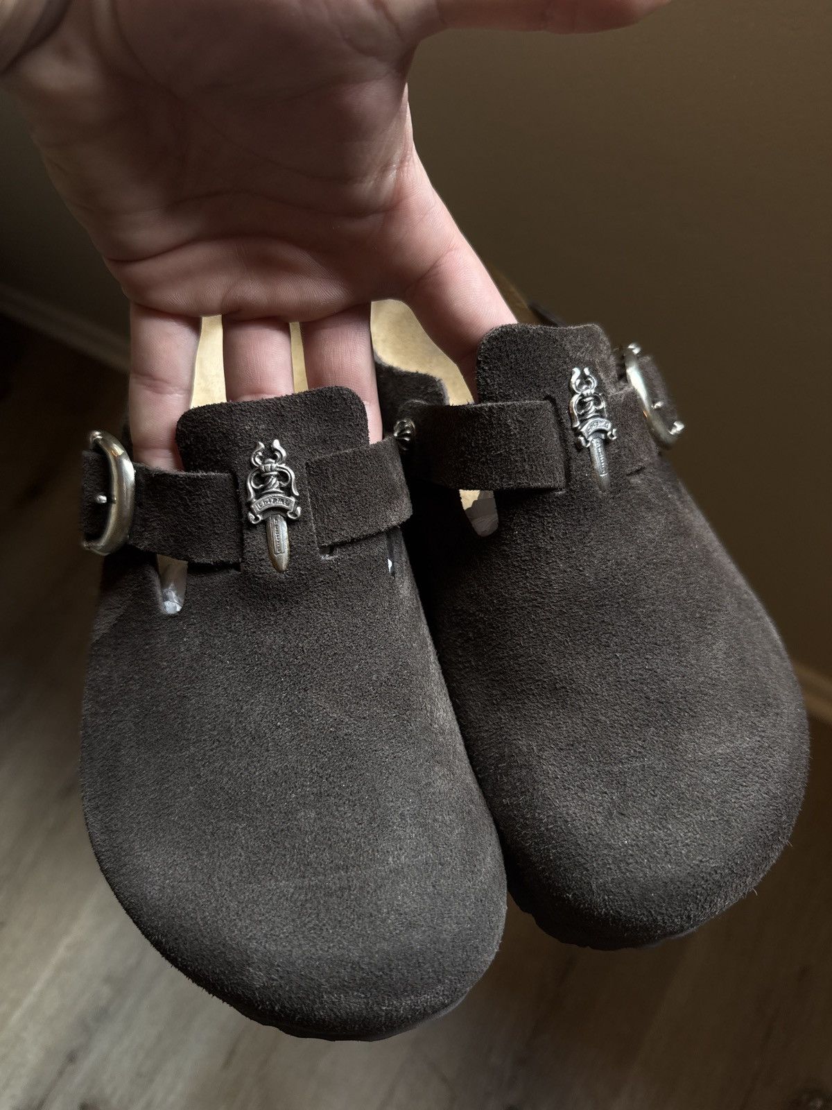 Birkenstock × Chrome Hearts Chrome Hearts x Birkenstock Mocca Brown Dagger Size US 11 / EU 44 - 4 Thumbnail