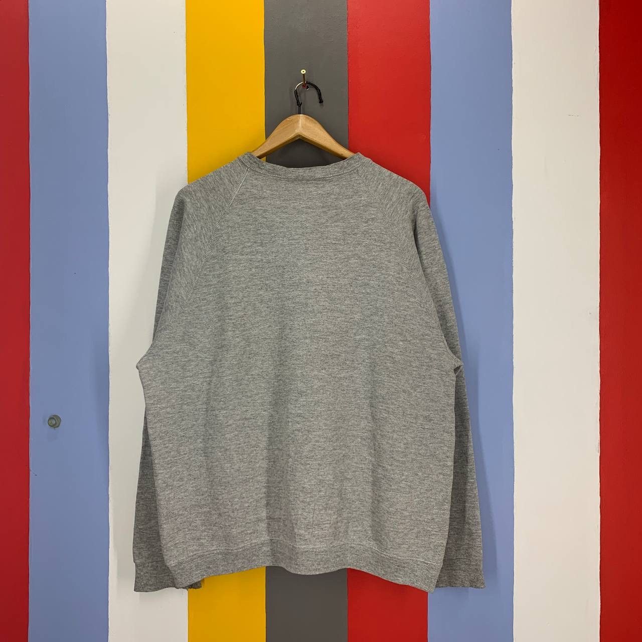 Vintage 90s Vintage DISCUS ATHLETIC 70/30 Sweatshirt #2410-13x Size US L / EU 52-54 / 3 - 9 Thumbnail