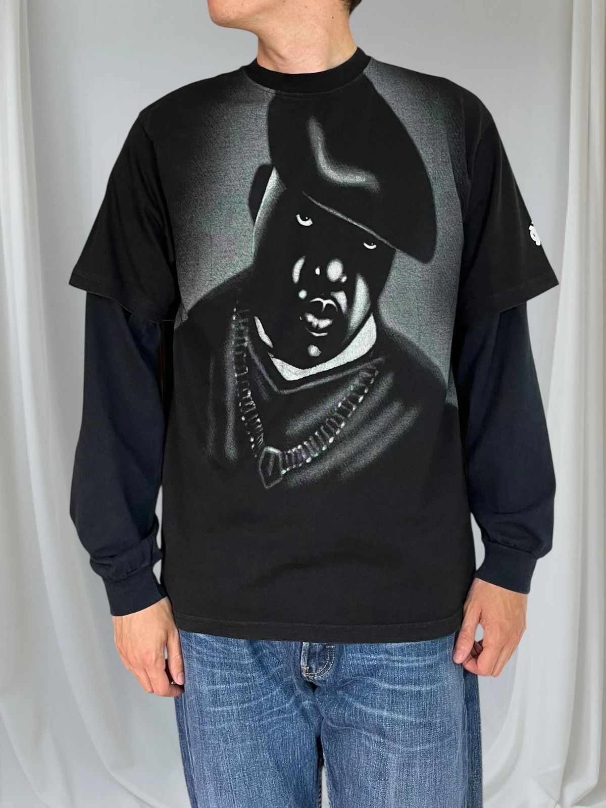 Vintage Vintage 00s Big Notorious Air Wear NYC Rap Tee T-shirt Size US L / EU 52-54 / 3 - 1 Thumbnail