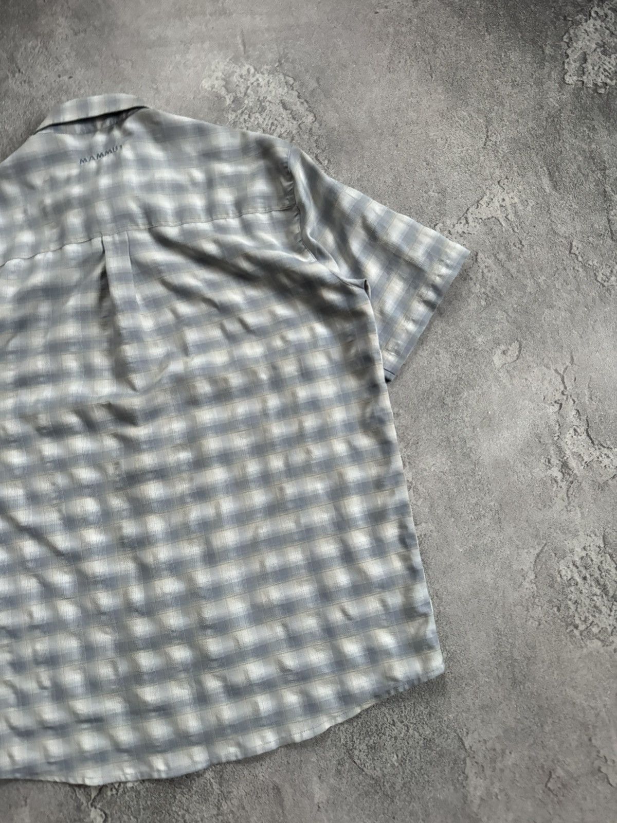 Mammut Mammut L button up Chekered shirt short sleeve outdoor Size US L / EU 52-54 / 3 - 11 Thumbnail