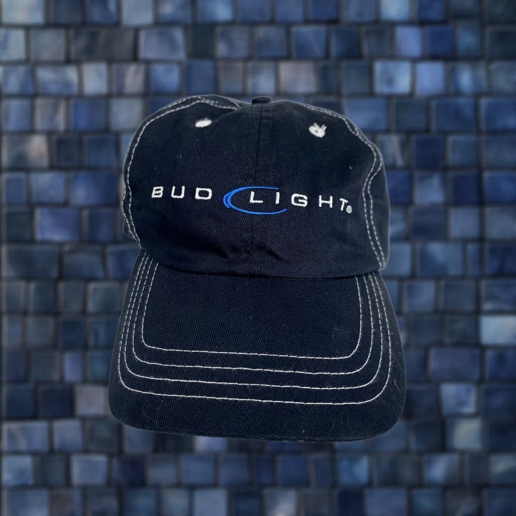 Vintage BUD LIGHT Baseball Cap Hat Unisex Adults One Size Adjustable Embroidered 2006 Logo Black Men’s/Womens Size ONE SIZE - 1 Thumbnail