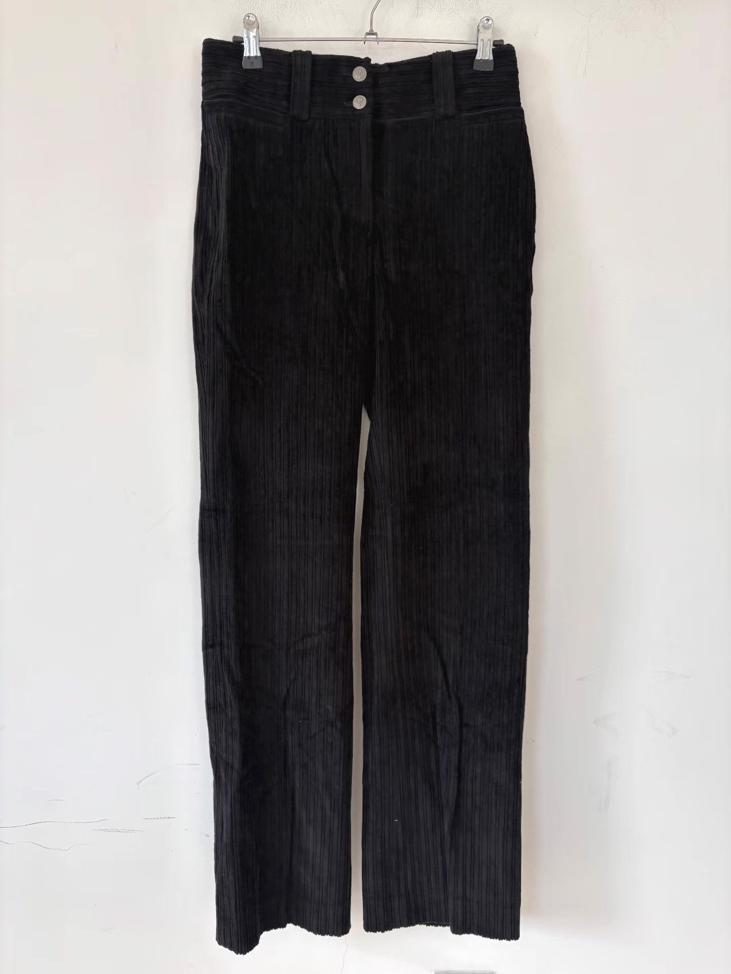 Dolce & Gabbana Dolce & Gabbana Women's Black Corduroy Trousers Ｑ21 Size 26" / US 2 / IT 38 - 1 Thumbnail