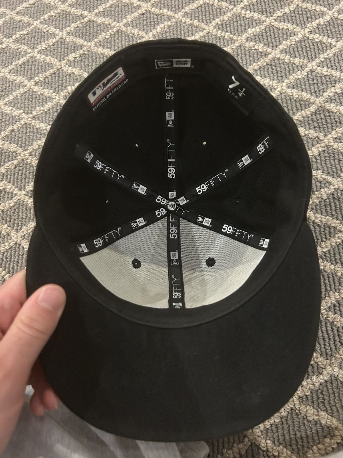 New Era White Sox Fitted Hat Size ONE SIZE - 6 Thumbnail