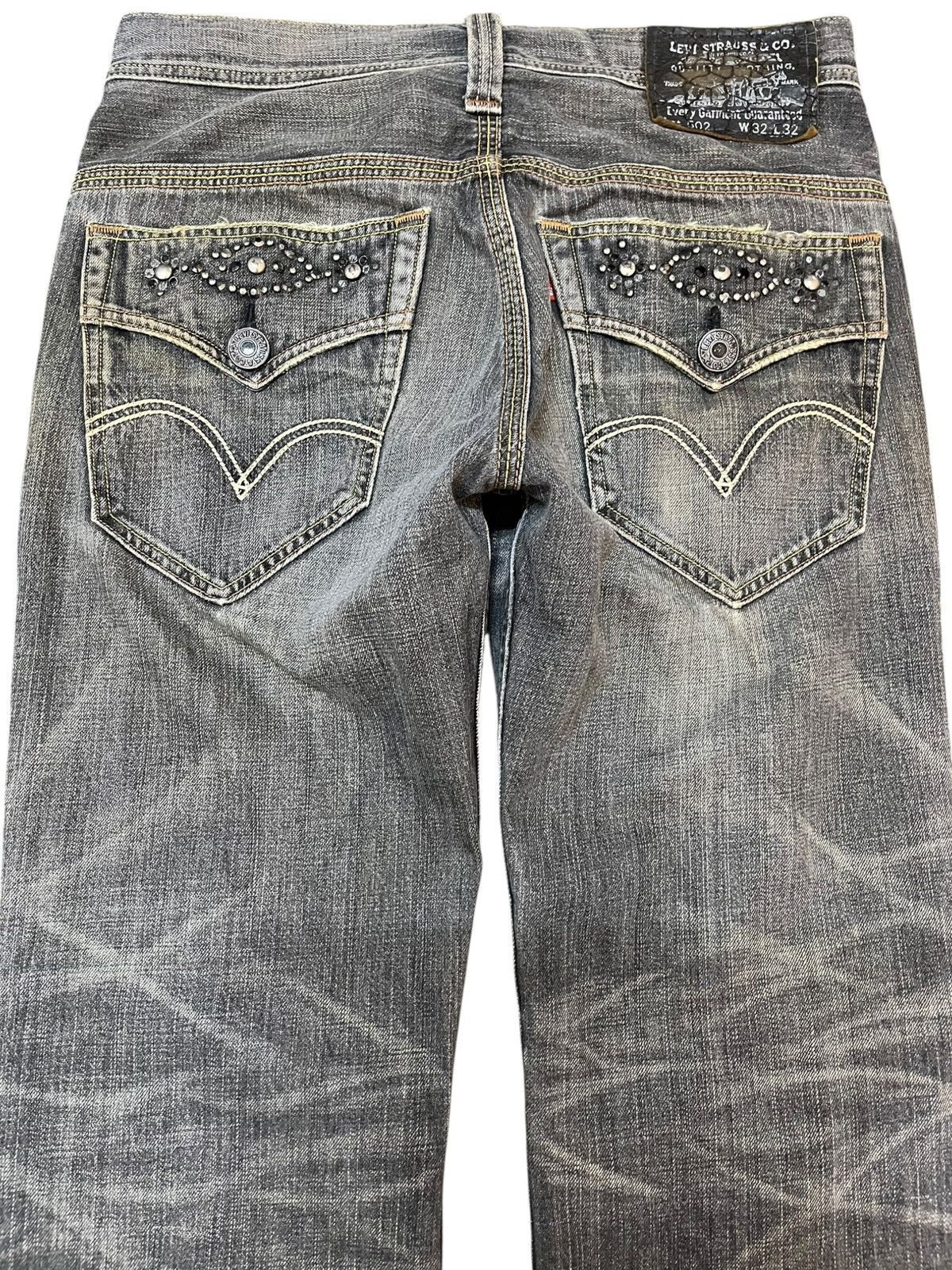 Le Grande Bleu (L.G.B.) × Levi's Vintage Levi’s 502 Studded Punk Faded Grunge Denim Size US 33 - 9 Thumbnail