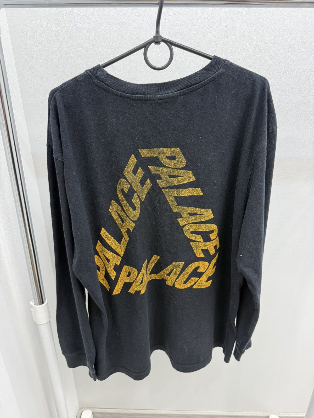 Palace Palace Back Triferg Logo Long Sleeve Tee T-shirt Size US XL / EU 56 / 4 - 2 Thumbnail