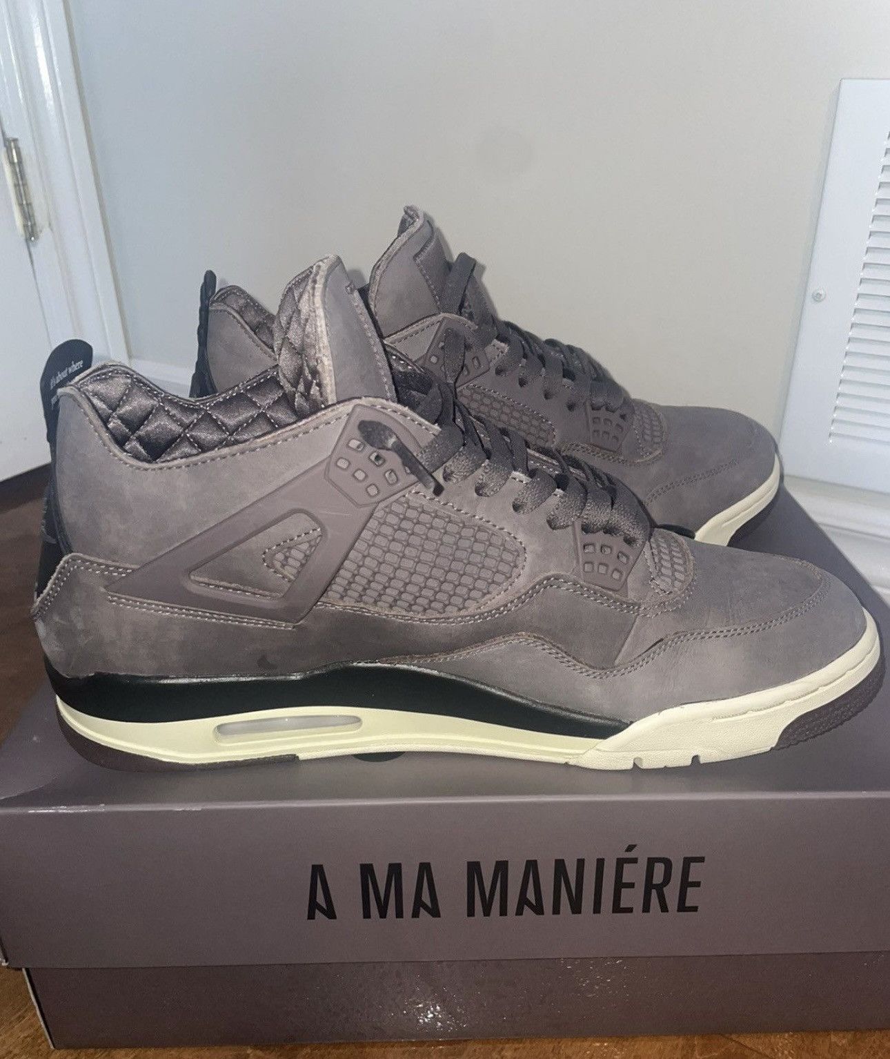 A Ma Maniere × Jordan Brand Jordan 4 Retro SP A Ma Maniére Violet Ore Size US 13 / EU 46 - 7 Thumbnail