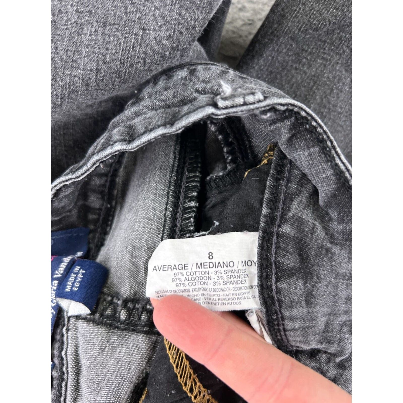 Gloria Vanderbilt Gloria Vanderbilt Jeans Women's 8 Black Denim Straight Leg Mid Rise 26x30 5-Pocket Logo Embroidered Button Comfort Stretch Vintage No Mens Womens Size 30" / US 8 / IT 44 - 7 Thumbnail