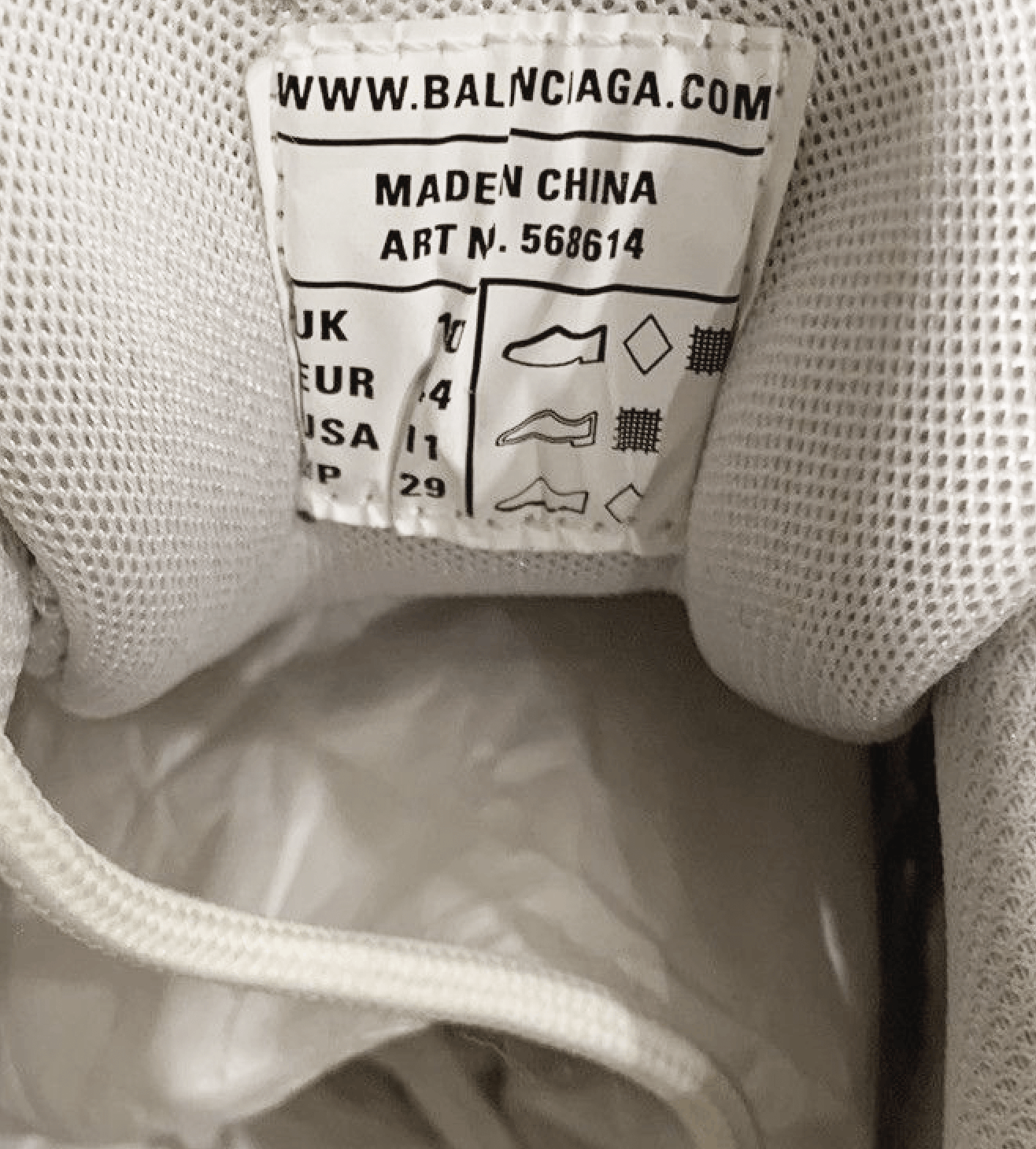 Balenciaga BALENCIAGA TRACK 2.0 RUNNER Size US 11 / EU 44 - 9 Thumbnail