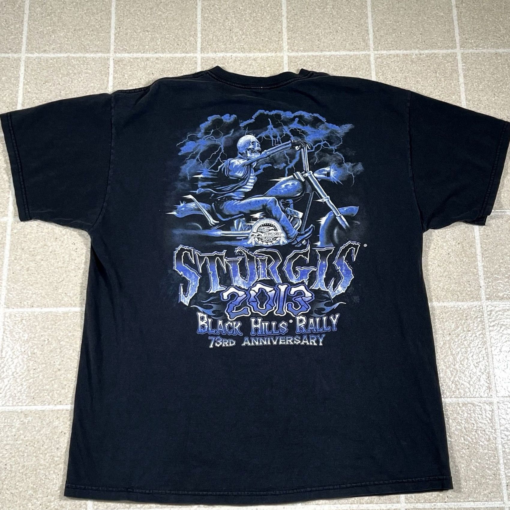 Vintage VINTAGE Sturgis Black Hills Bike Rally Tshirt Motorcycle Tshirt L Black Mens 2013 Y2K Bike Rally Motorcycle Theme Size US L / EU 52-54 / 3 - 2 Thumbnail