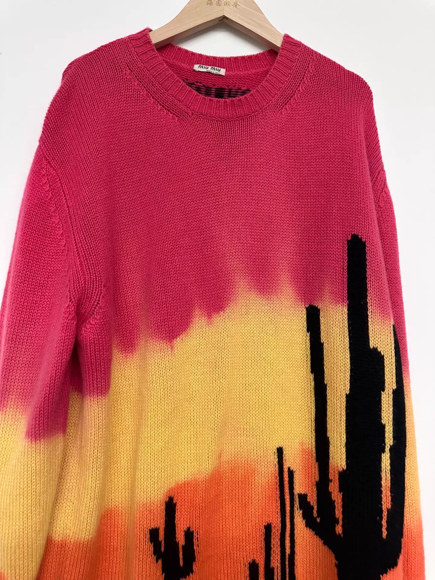 Miu Miu MIU MIU Women's 38 SWEATER Size XS / US 0-2 / IT 36-38 - 6 Thumbnail