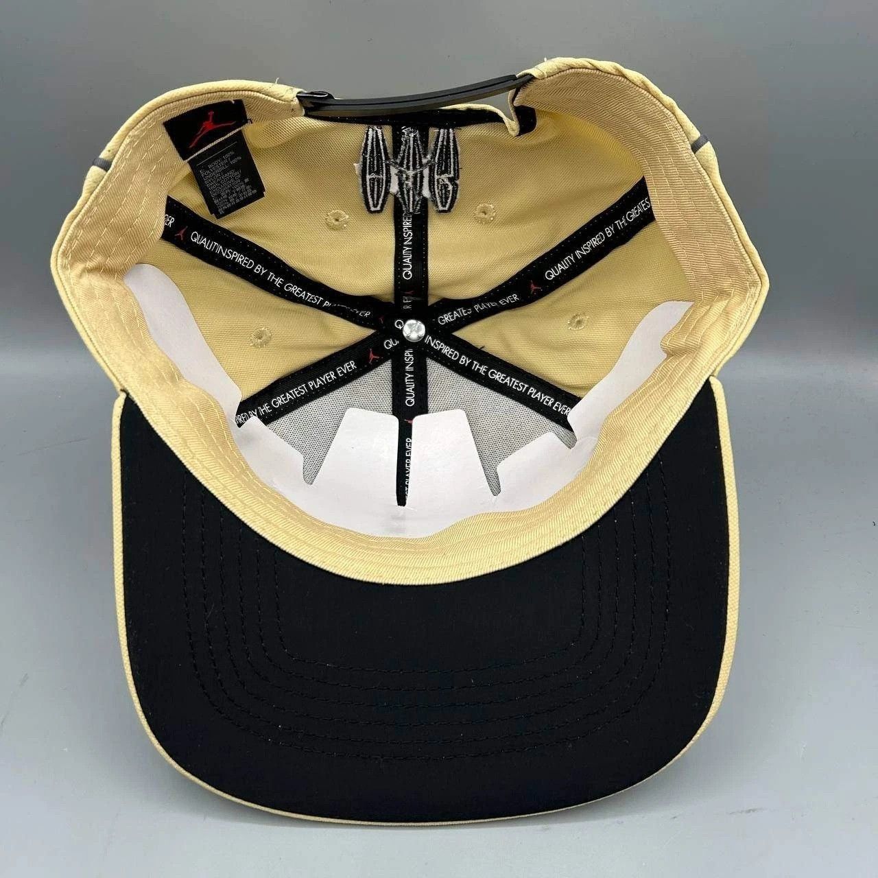 Jordan Brand Air Jordan Hat Men Yellow Embroidered Nike Pro Snap Back Cap Size ONE SIZE - 2 Thumbnail