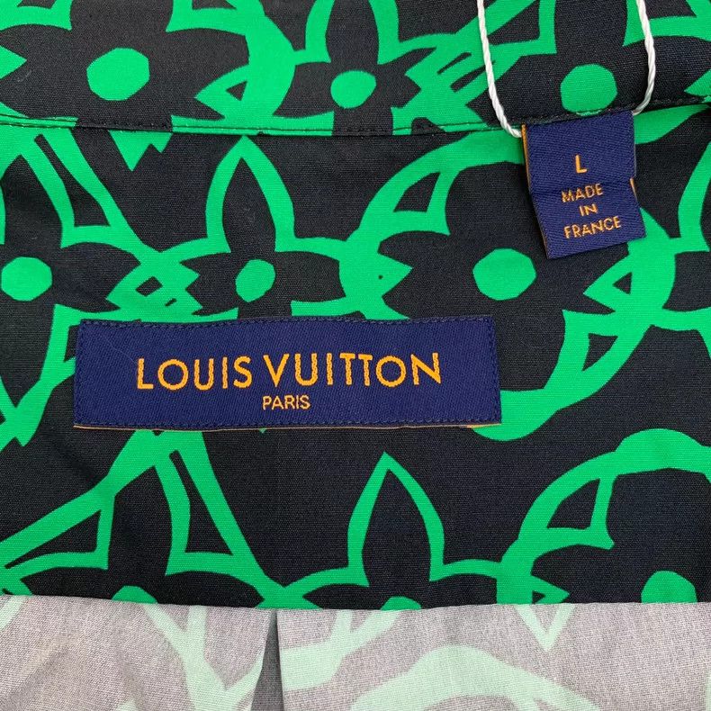 Louis Vuitton Louis Vuitton Green logo monogrammed cotton lapel single-b Size US L / EU 52-54 / 3 - 5 Thumbnail