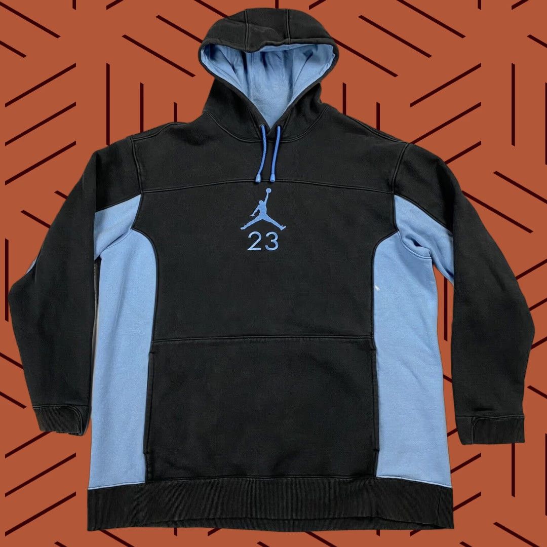Jordan Brand VINTAGE Nike Air Jordan 12 Nubuck Pullover Hoodie Sweatshirt Men's XL Black Retro Basketball Heavy Size US XL / EU 56 / 4 - 1 Thumbnail