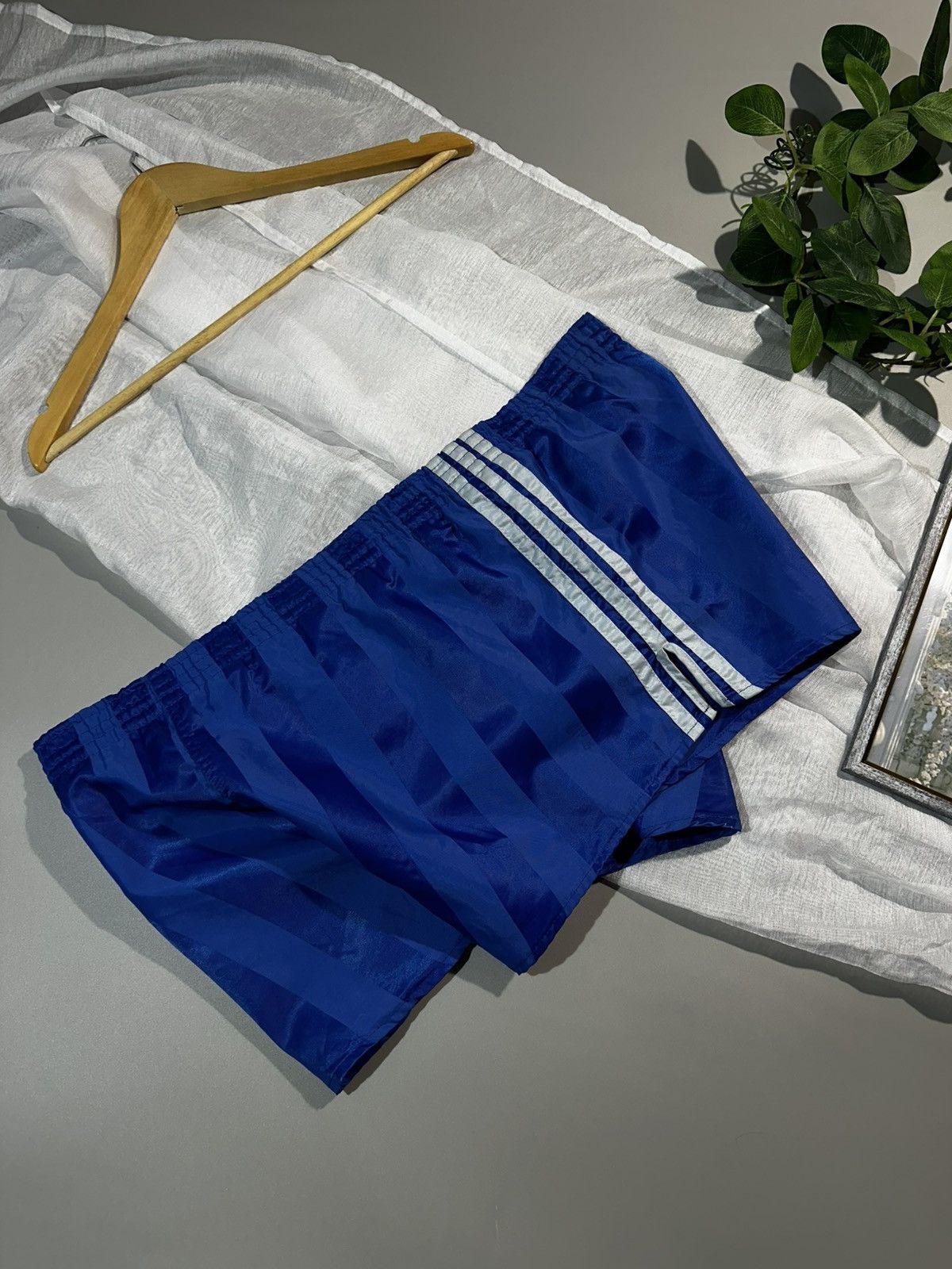 Adidas Vtg 70s Adidas Pinstripe Sprinter Shorts West in Germany Size US 34 / EU 50 - 1 Thumbnail