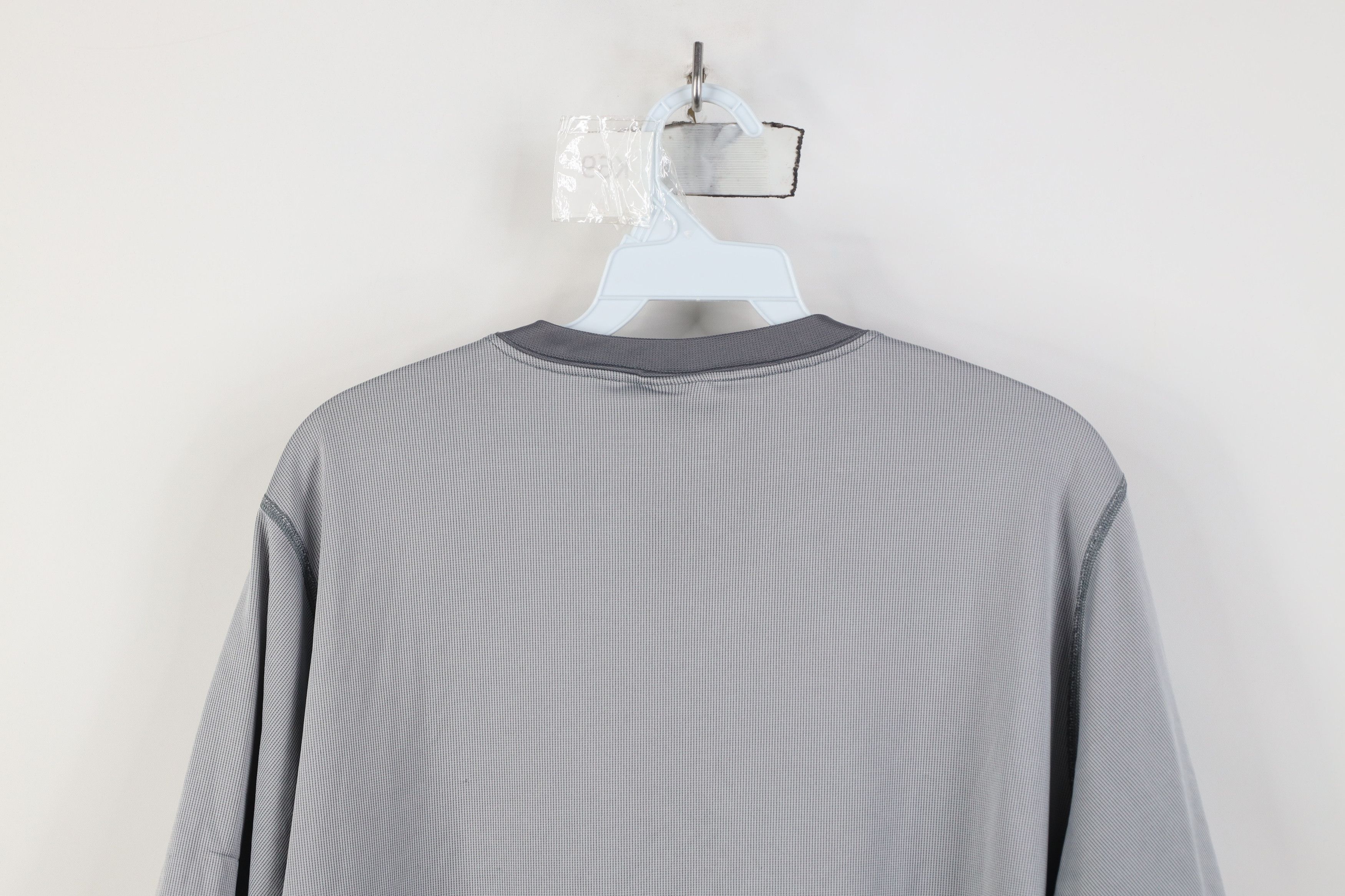 Patagonia Vintage Patagonia Capilene Thermal Knit T-Shirt Gray USA Size US L / EU 52-54 / 3 - 13 Thumbnail