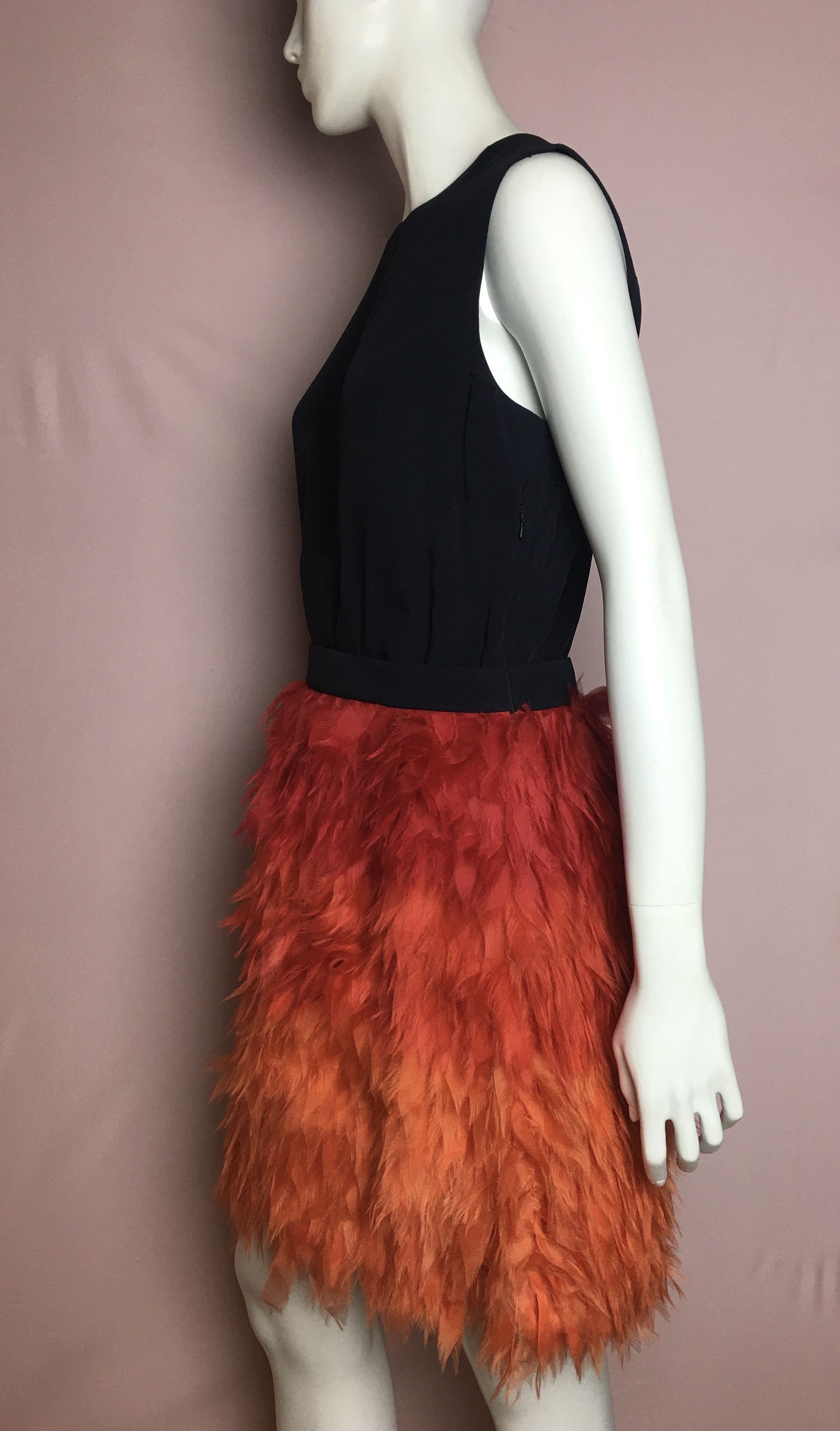 Victoria Beckham Victoria Beckham Black Orange Ombre Feather Mini Dress US8 Size M / US 6-8 / IT 42-44 - 6 Thumbnail
