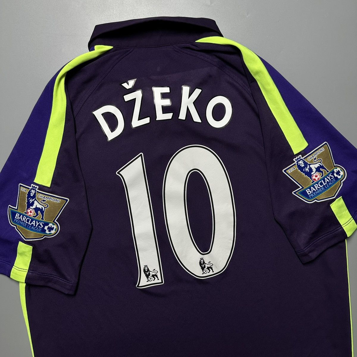 Nike MAN CITY NIKE 2014/2015 FOOTBALL THIRD JERSEY #10 DZEKO Size US XL / EU 56 / 4 - 12 Thumbnail