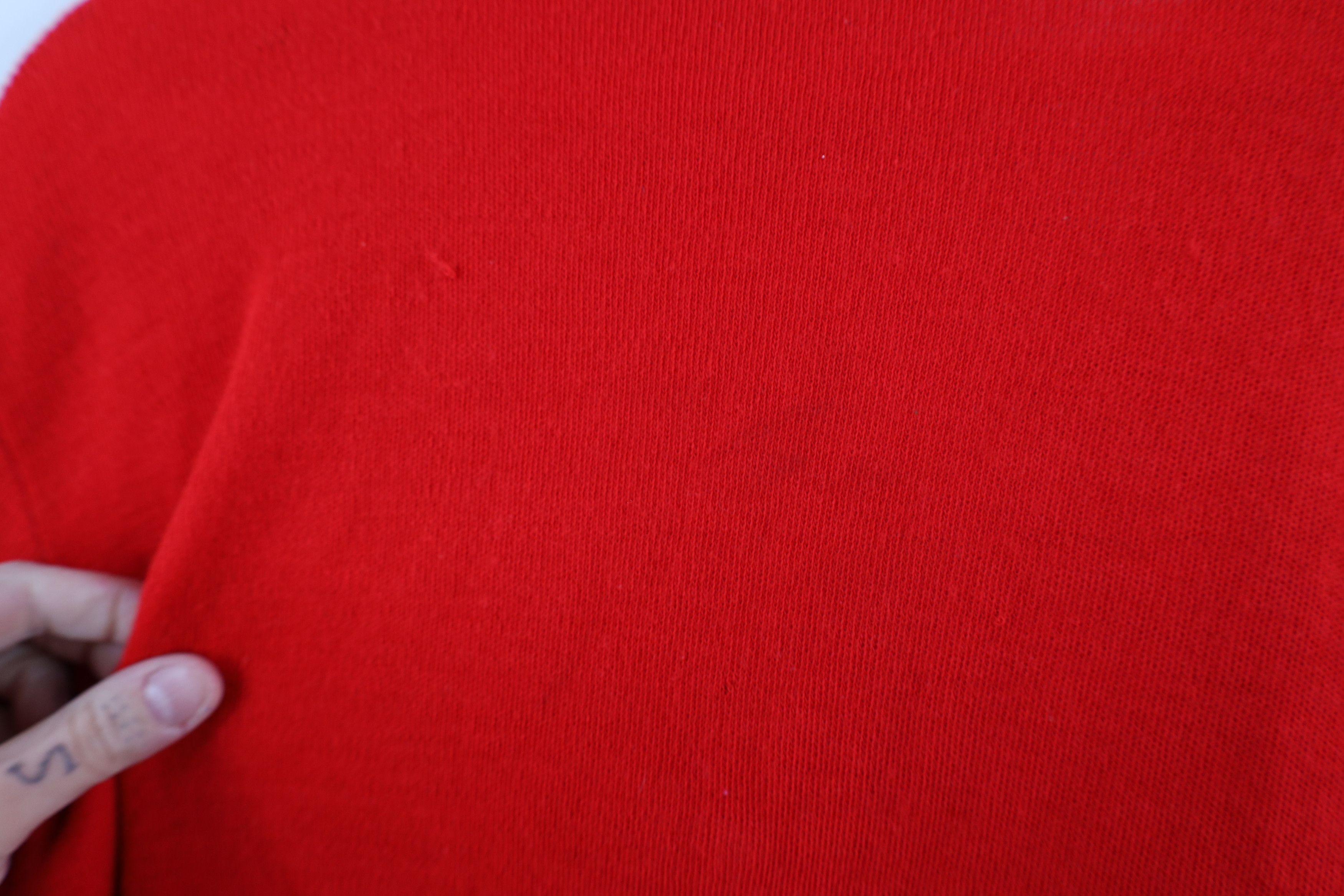 Vintage Vintage 70s Streetwear Soft Knit V-Neck Sweater Red USA Size US S / EU 44-46 / 1 - 11 Thumbnail