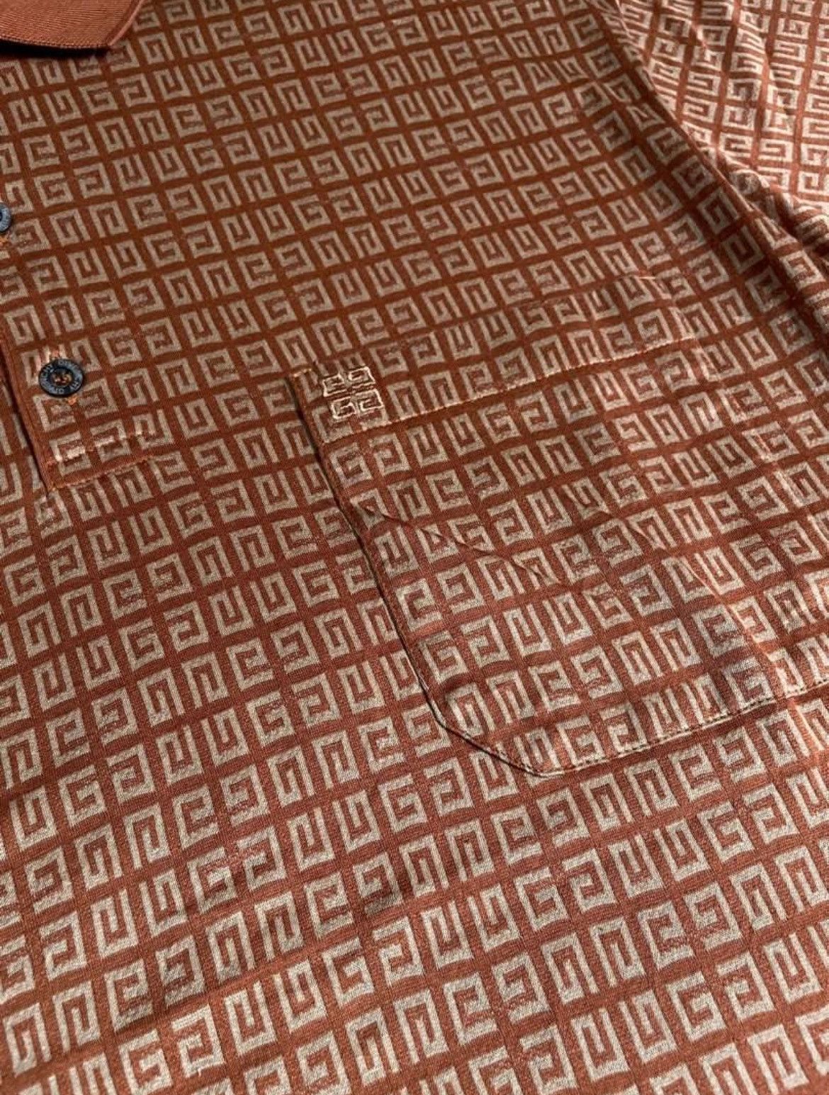 Designer × Givenchy Vintage Givenchy Monogram Poloshirt Size US L / EU 52-54 / 3 - 3 Thumbnail