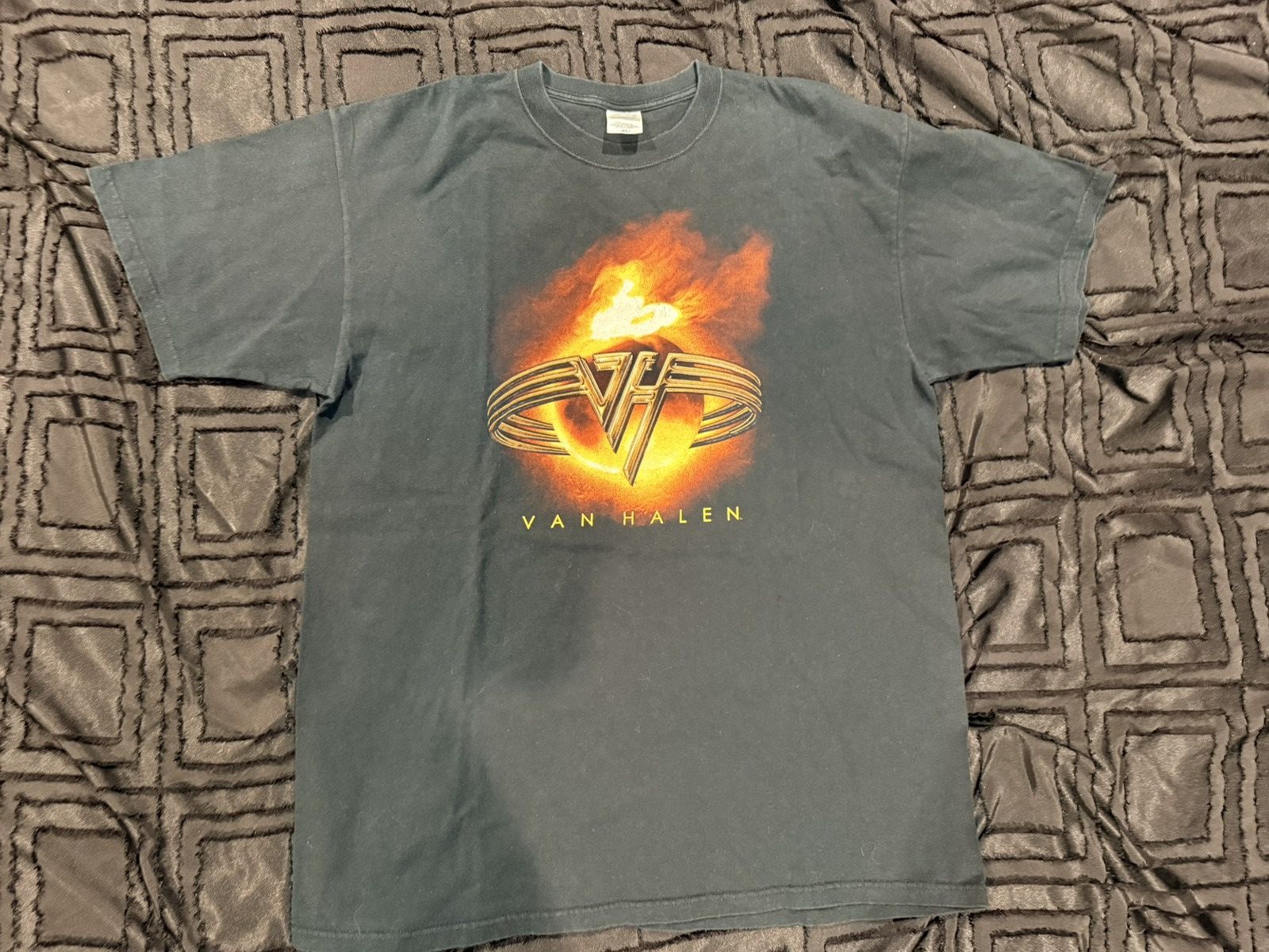 Band Tees Van Halen Vintage 2004 tour T-Shirt size XL Size US XL / EU 56 / 4 - 1 Thumbnail