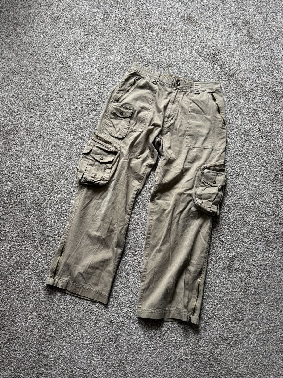 Vintage Vintage Tactical Cargo Pants Khaki Multi Pocket Military Size US 35 - 1 Thumbnail