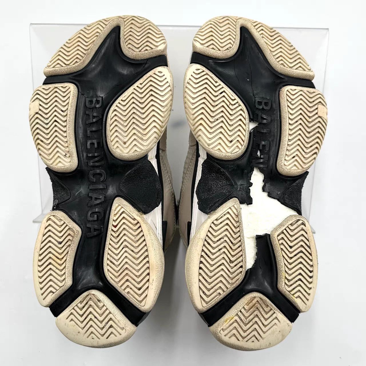 Balenciaga Balenciaga Triples White & Purple Dad Sneakers K12 Size US 6 / IT 36 - 5 Thumbnail