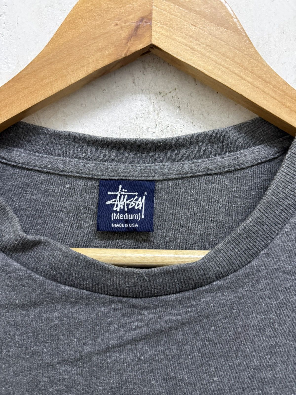 Stussy 2000s Stussy Goth Font Tshirt Size US M / EU 48-50 / 2 - 4 Thumbnail