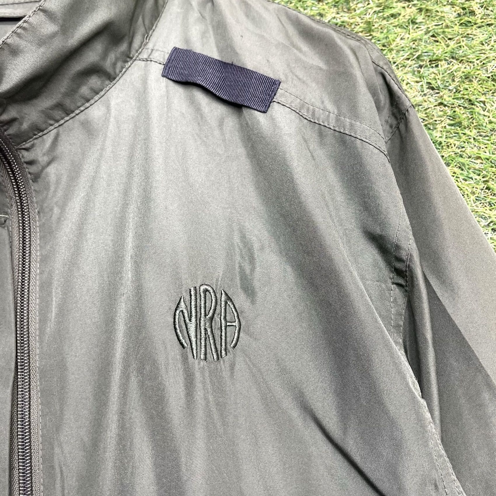 Vintage 5.11 Tactical Windbreaker Jacket Mens M Green Lightweight Full Zip Softshell Windbreaker Army Outdoor Casual Workwear Regular Fit 109614 Size US M / EU 48-50 / 2 - 3 Thumbnail