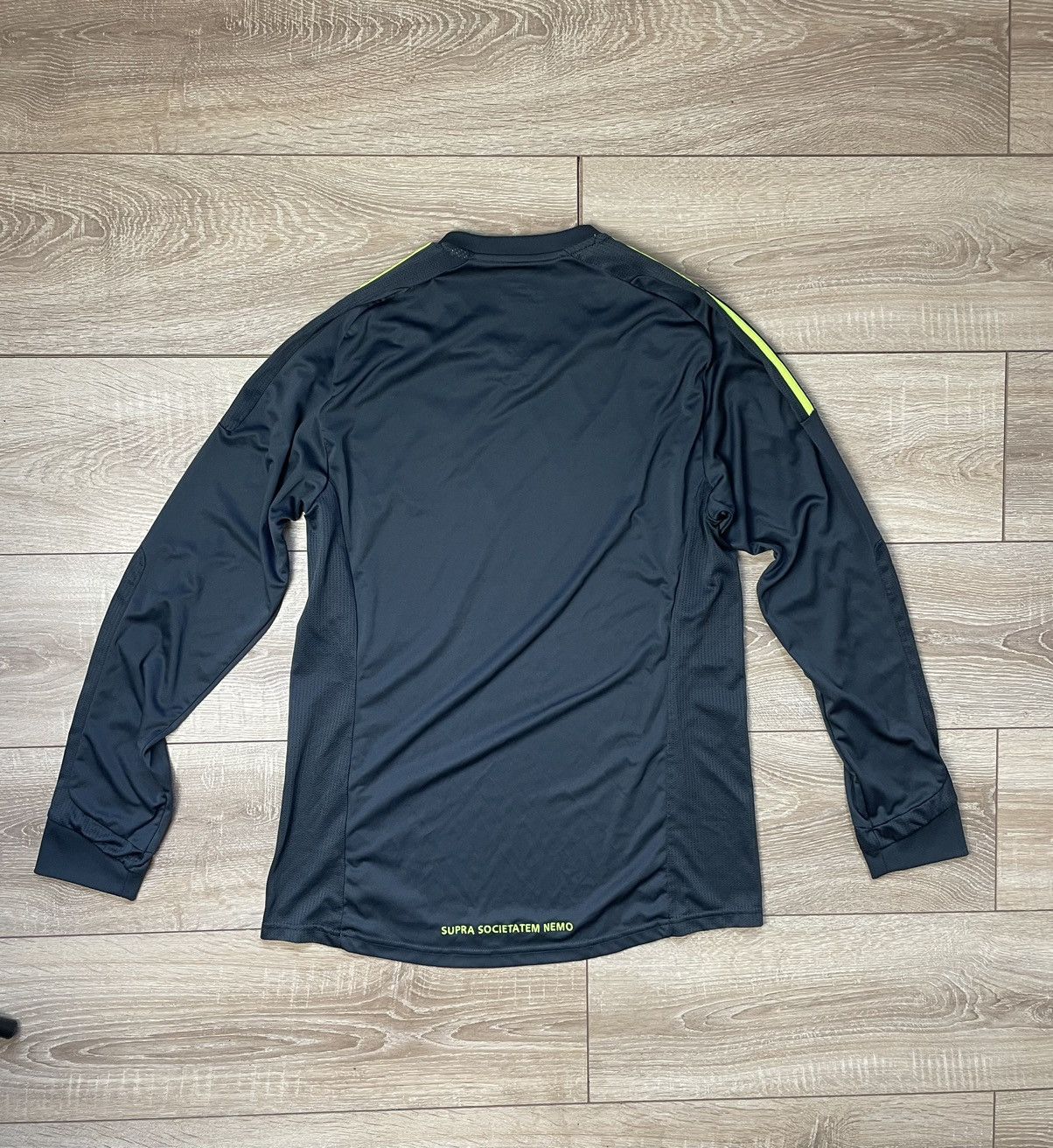 Adidas Brondby IF 2011 Football Shirt Adidas Away Jersey Longsleeve Size US M / EU 48-50 / 2 - 8 Thumbnail