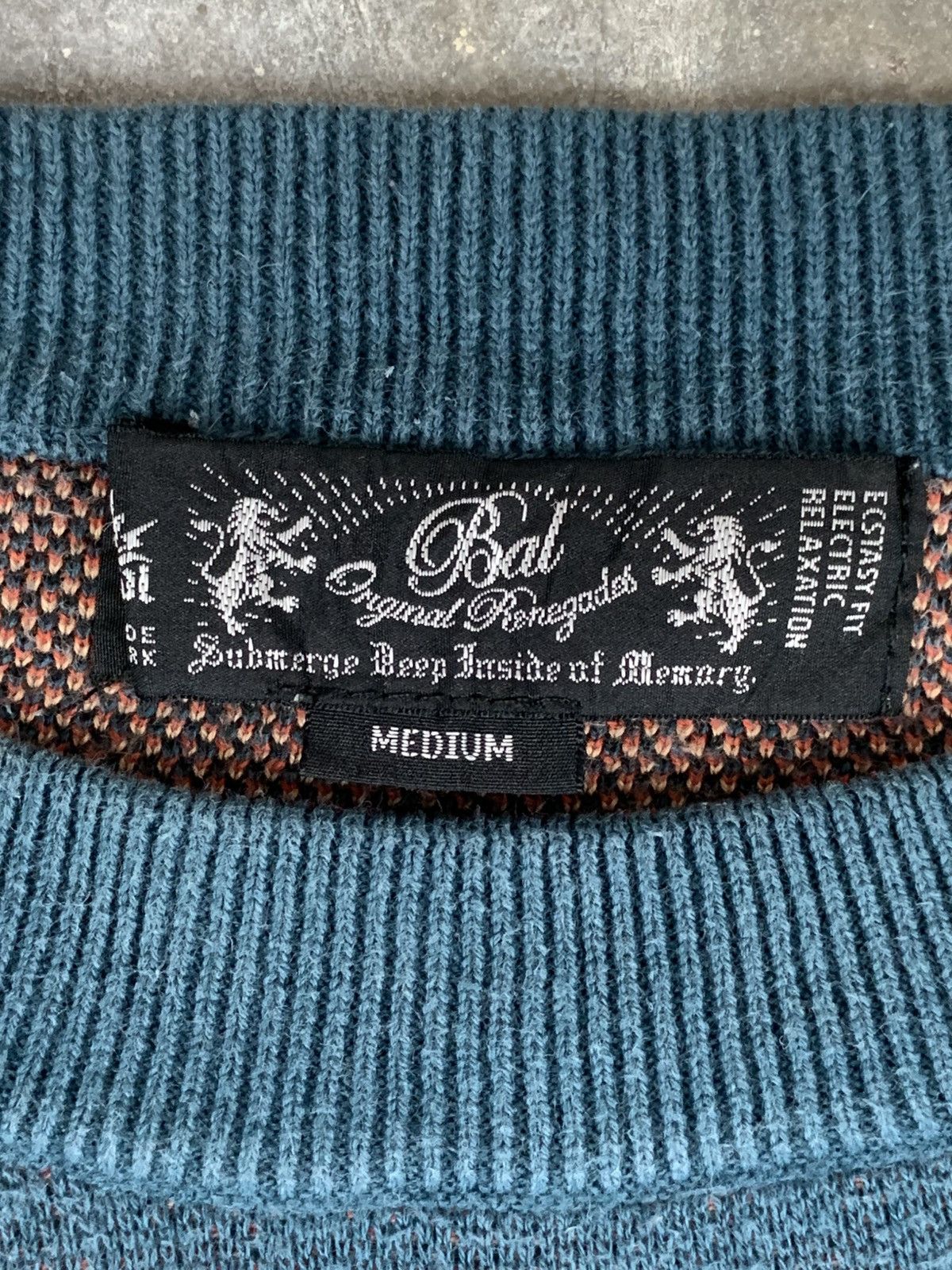 Japanese Brand Japanese Brand Rare Design Sweatshirt Size US M / EU 48-50 / 2 - 6 Thumbnail