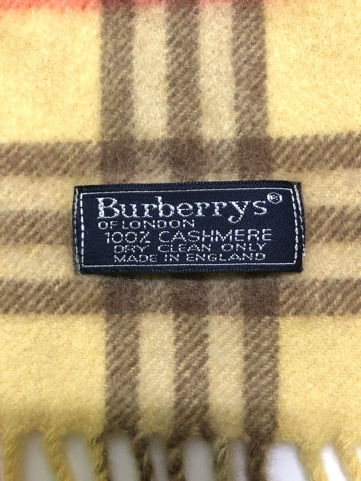 Burberry Vintage Burberry Muffler Scarf Size ONE SIZE - 7 Thumbnail